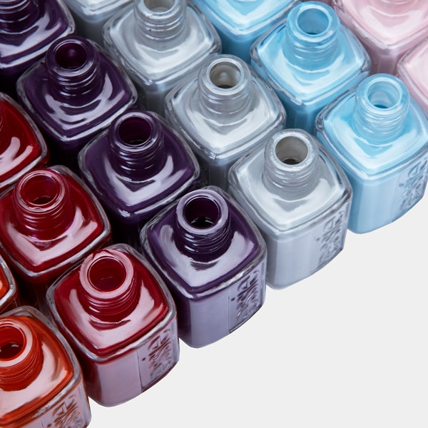 Оттенки Токио глазами колориста Essie