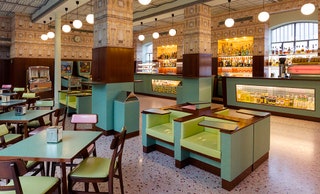 Bar Luce Fondazione Prada.