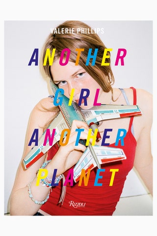 Фотографии девочек в самой обычной жизни. Another Girl Another Planet 35 amazon.com.