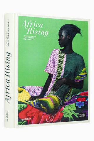 Яркие и талантливые дизайнеры предметов и одежды современной Африки. Africa Rising €40 shop.gestalten.com.