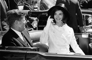 Джон и Жаклин Кеннеди на параде в Вашингтоне 1963.