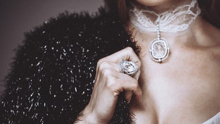 Dzhanelli Jewellery новогодняя коллекция украшений «Фамильный хрусталь» | Vogue