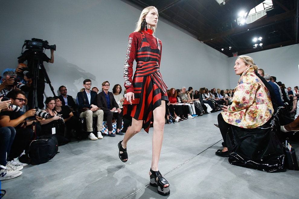 Proenza Schouler будут представлять свои коллекции в Париже в рамках Недель Высокой моды | Vogue