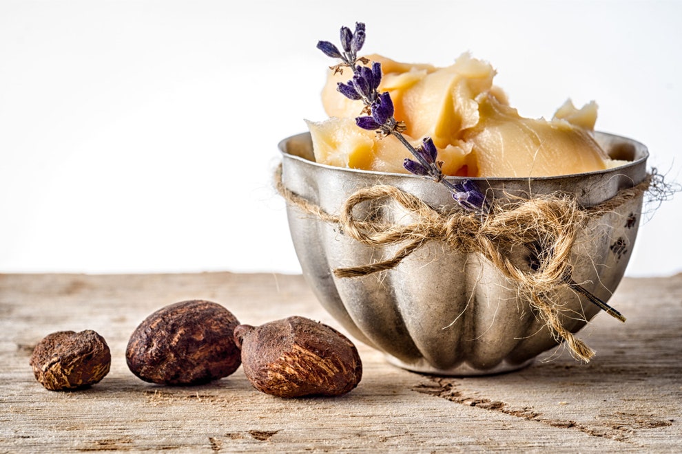 Косметика LOccitane для холодов кремы и бальзамы для губ и волос с маслом карите | Vogue