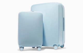 Комплект чемоданов Raden A50 .