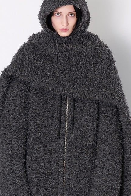 Модные шарфыодеяла большие шарфы и пончо для осенних и зимних холодов | Vogue