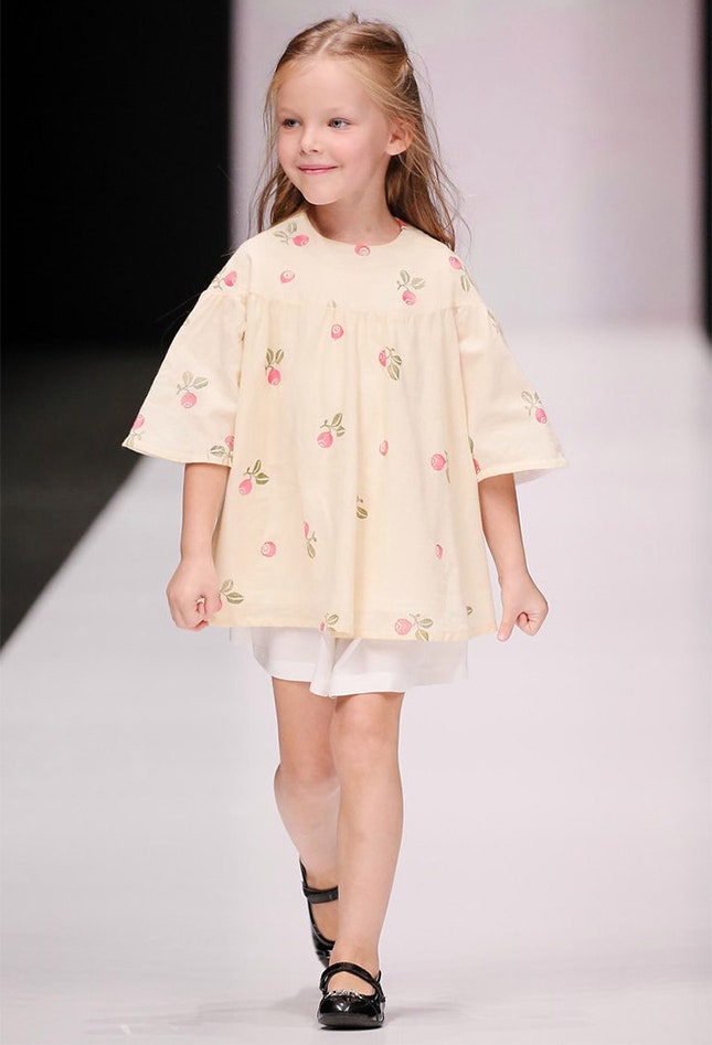 Аня Толстая коллекция детской одежды от питерского дизайнера | Vogue