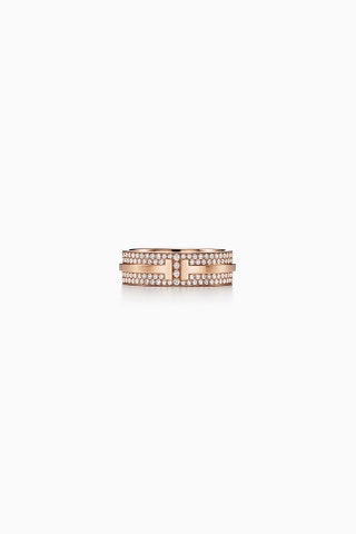 Кольцо Tiffany T Two из розового золота с бриллиантами.