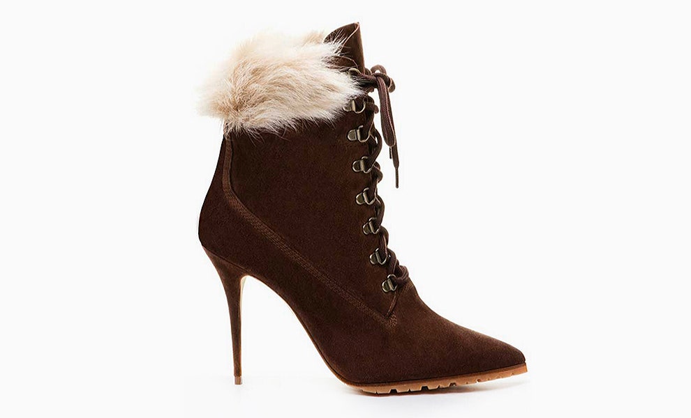 Рианна и Manolo Blahnik выпустят зимнюю коллекцию обуви тимберленды и сапоги на шнуровке | Vogue