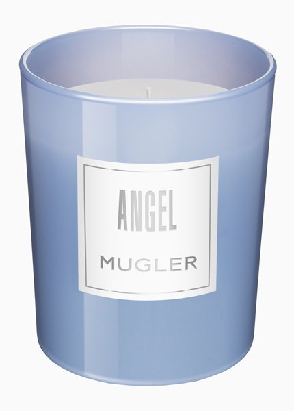 Ароматы Mugler в свечах Alien и Angel с нотами арабского жасмина бергамота и сахарной ваты | Vogue