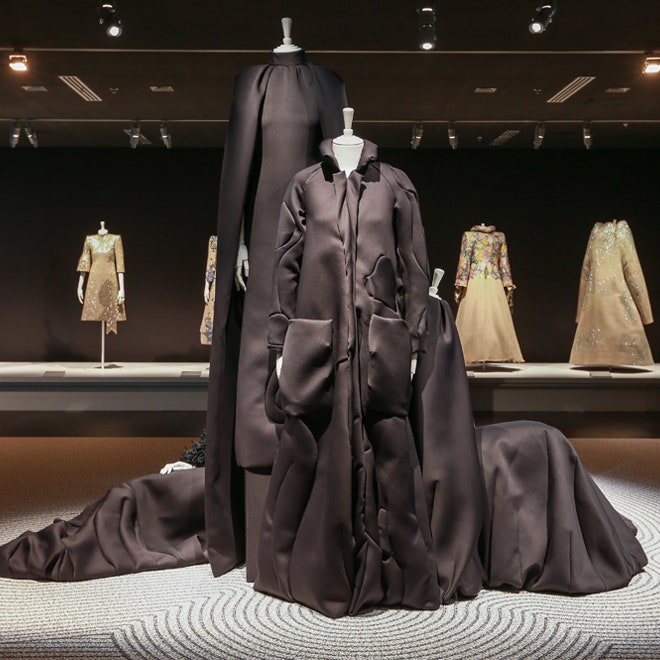 Кутюрное мастерство дуэта Viktor & Rolf в Национальной галерее Виктории