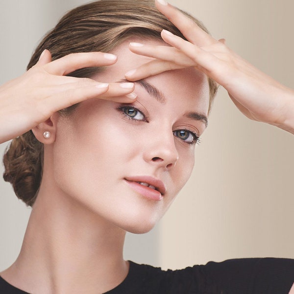 Лосьон Chanel, укрепляющий контуры лица