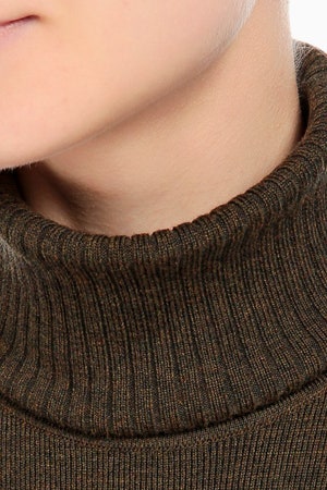 Шерстяное платьесвитер Balenciaga уютная модель для холодов | Vogue