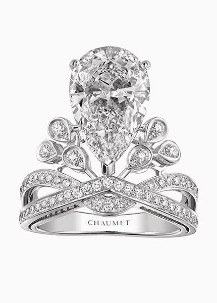 Кольцо Chaumet Aigrette Impriale в форме тиары с бриллиантом в пять карат | Vogue