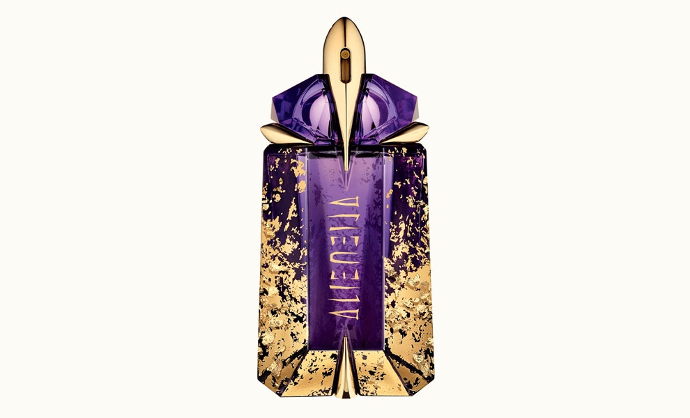 Аромат Thierry Mugler Alien Divine Ornamentation в коллекционном флаконе с золотыми брызгами | Vogue