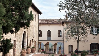 Замок Брунелло Кучинелли в Умбрии фото дома основателя марки Brunello Cucinelli | Vogue