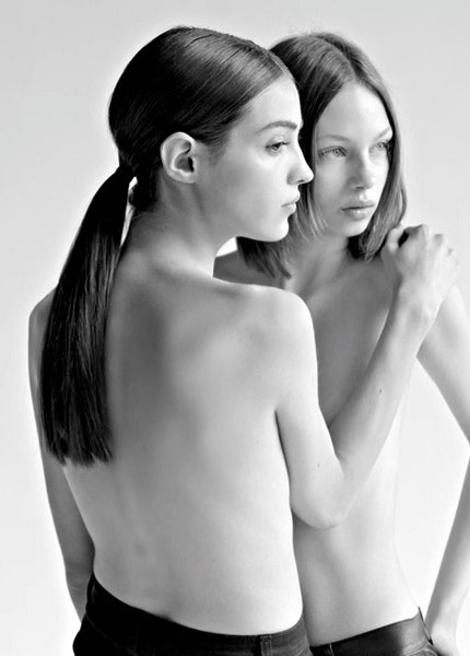Первая коллекция Энтони Ваккарелло для Saint Laurent фото и видео из рекламной кампании | Vogue