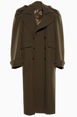 Тренч Vetements €2 420 matchesfashion.com.