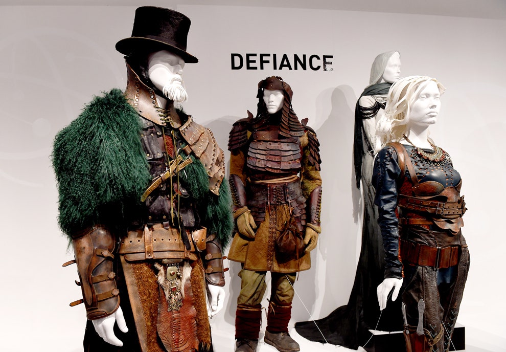 Выставка костюмов героев сериалов в ЛосАнджелесе The Art of Television Costume Design | Vogue