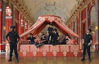 AESF. «Inverso Mundus. Полицейский будуар». 2015.