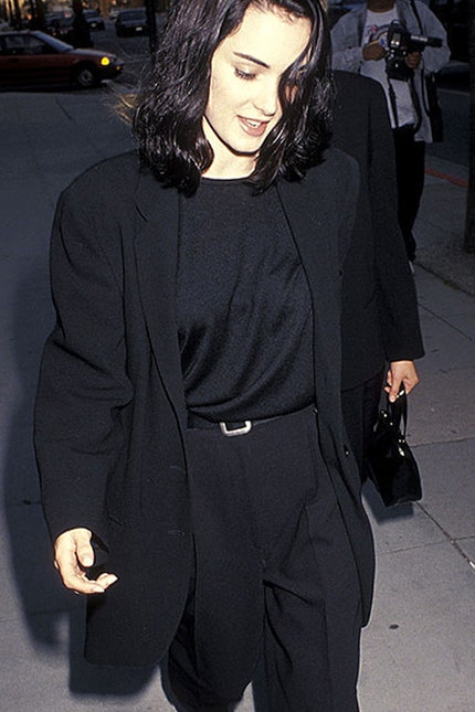Пиджак с плечами в стиле 90х как носить объемные блейзеры
