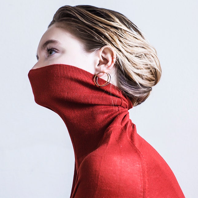 Серьги Himère коллекция украшений с простыми формами от дизайнера Дины Сагидуллиной | Vogue