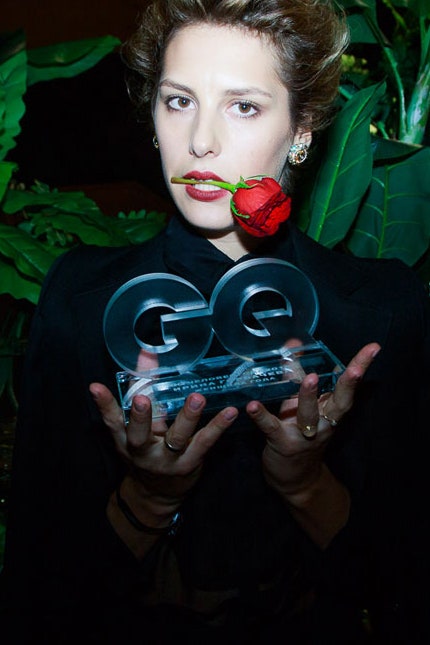 «Человек года GQ» фото Елены Перминовой Натальи Ионовой и других самых красивых девушек | Vogue