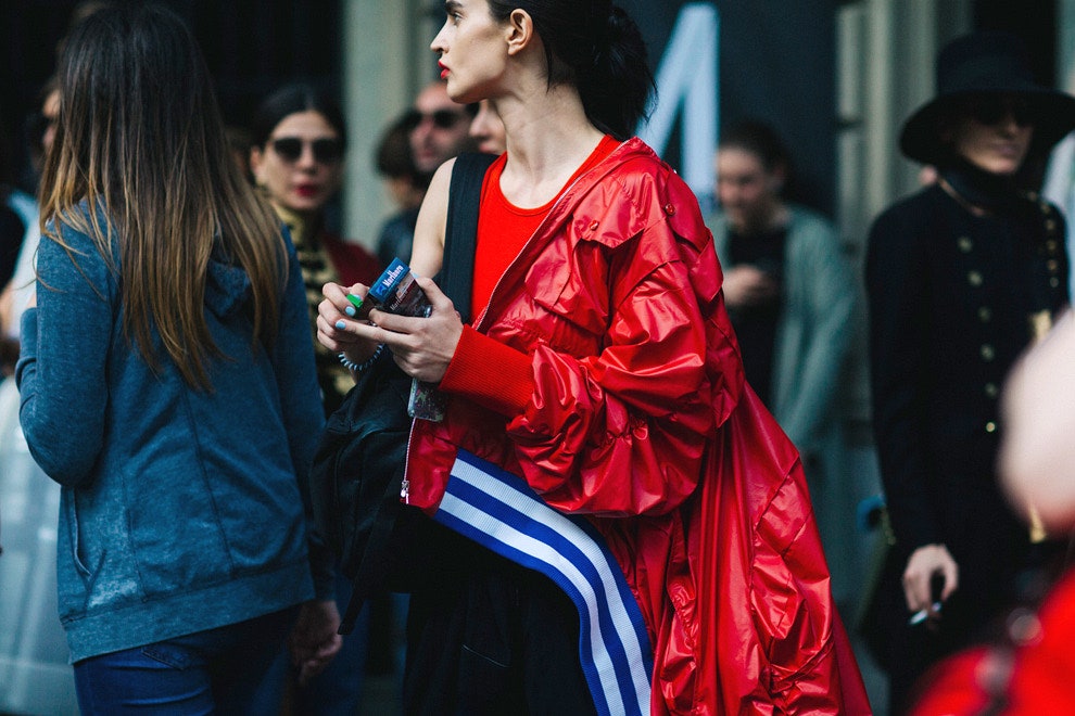 MercedesBenz Fashion Week в Тбилиси стритстайл фото | Vogue