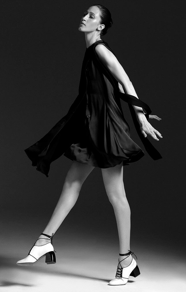 Sportmax фото из рекламной кампании с Мариякарлой Босконо Анной Кливленд и другими | Vogue