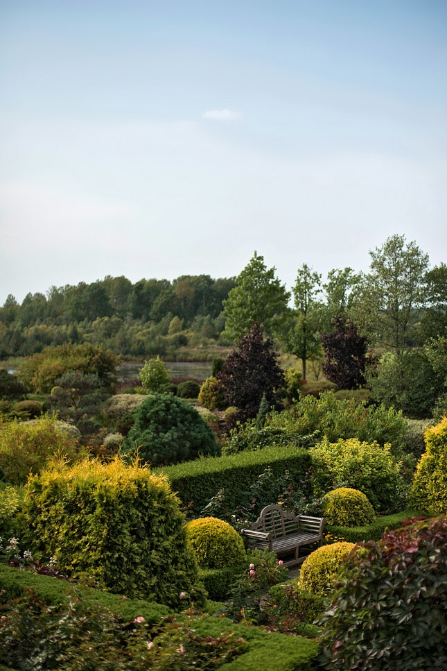 Ландшафный дизайн фото французского сада Александра Гривко в Пскове