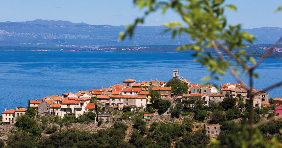 Отдых в Хорватии самое чистое море в Европе лучшие пляжи и экскурсионные маршруты | Vogue
