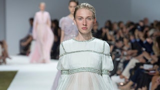 Лучшие подвенечные платья Недели Высокой моды в Париже