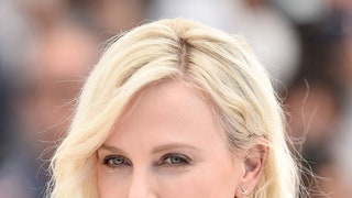 Уход за окрашенными в блонд волосами летом лучшие средства для блондинок | Vogue