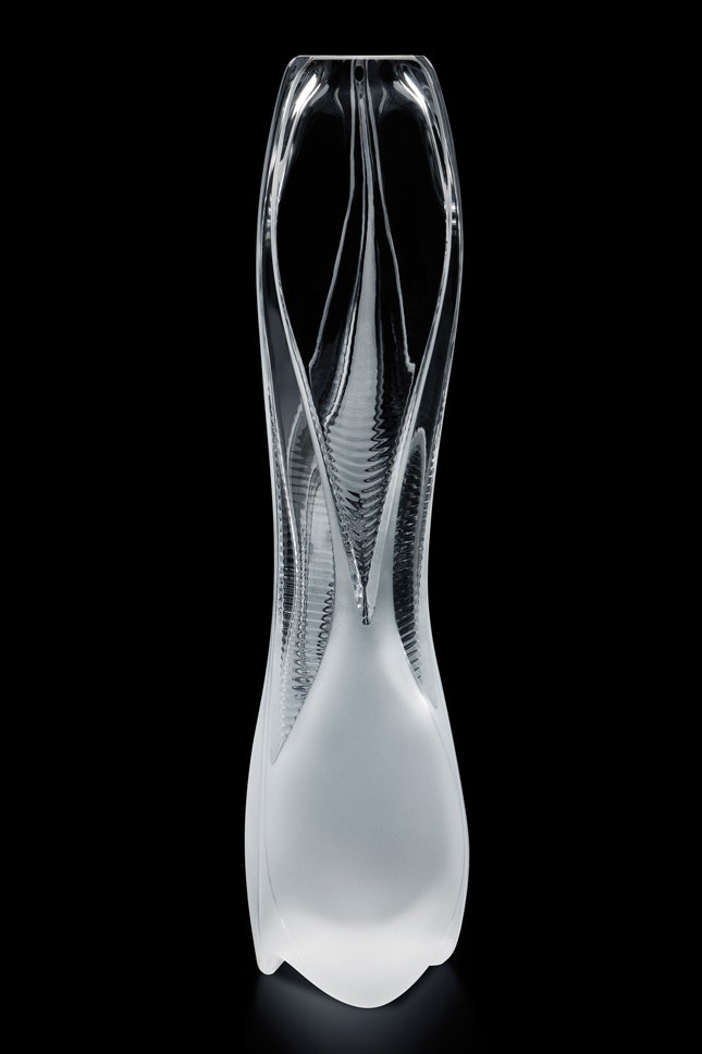 Коллекция Захи Хадид для Lalique Crystal Architecture хрустальные вазы Manifesto и Visio | Vogue
