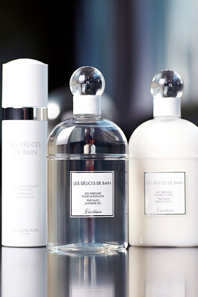Guerlain Les Dlices de Bain гель для душа молочко и дезодорант с изысканными ароматами | Vogue