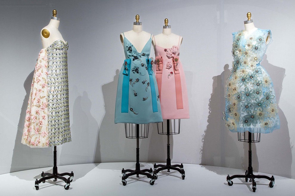 Выставка Manus x Machina в музее Metropolitan посвященная связи моды и технологий | Vogue