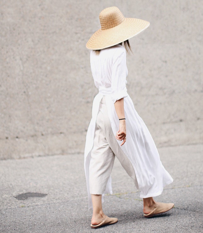 Шляпыгрибы защита от солнца и модный аксессуар летнего сезона | Vogue
