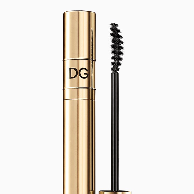 Водостойкие «помощники» Dolce & Gabbana спасут макияж в любых условиях