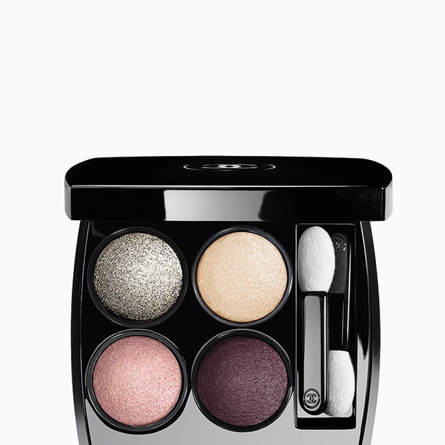 Универсальная коллекция макияжа Chanel для невероятной глубины взгляда
