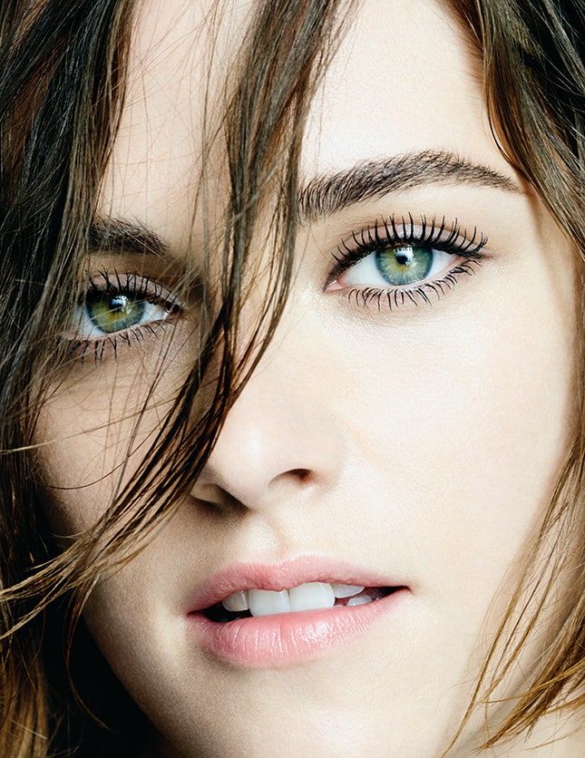 Коллекция макияжа для глаз Chanel Кристен Стюарт в видео из рекламной кампании | Vogue