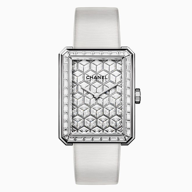 Уникальные бриллиантовые мозаики в новых часах Chanel