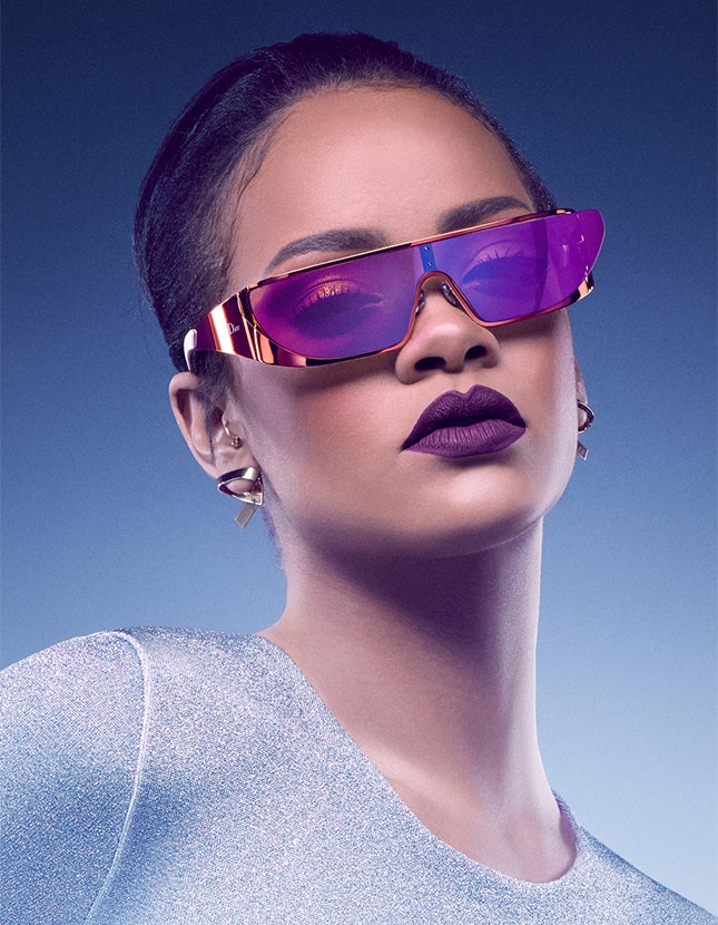 Очки Rihanna от Dior модель созданная певицей Рианной | Vogue
