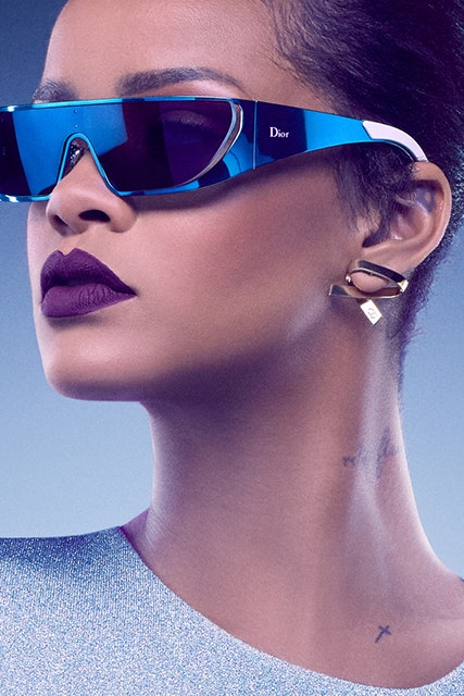 Очки Rihanna от Dior модель созданная певицей Рианной | Vogue