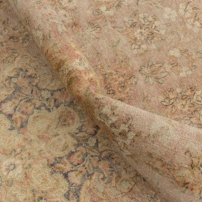 Old Persian Palace состаренные персидские ковры из шерсти от иранских мастеров | Vogue