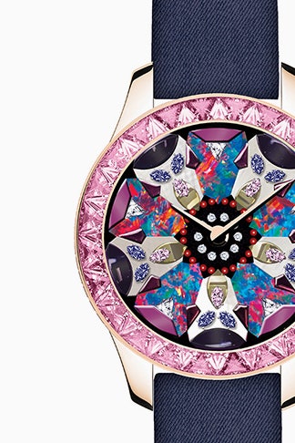 Часы Dior Grand Soir с драгоценным узором на циферблатах как в калейдоскопе | Vogue