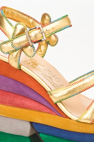 Босоножки Salvatore Ferragamo Creations модели Rainbow Butterfly Rombi Algeri Arlequin | Vogue
