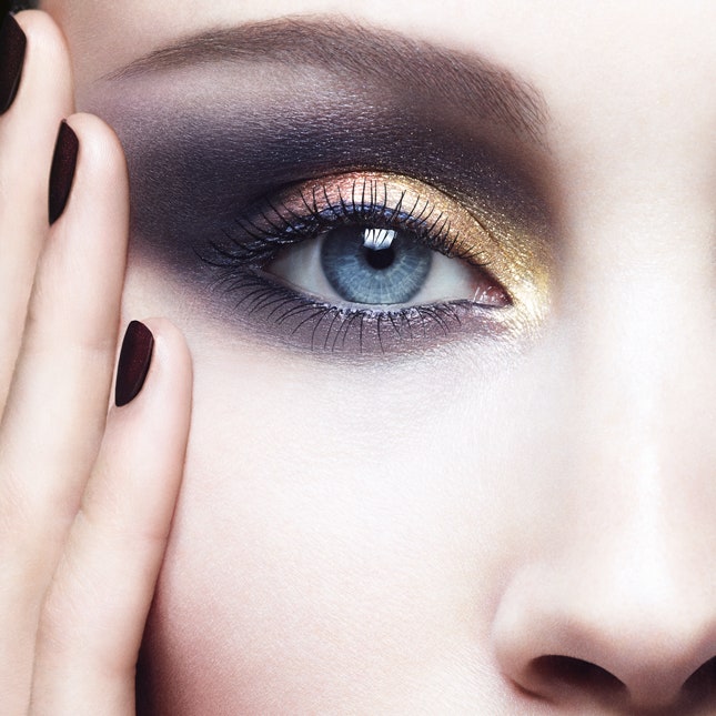 Мерцающий взгляд с коллекцией макияжа Giorgio Armani