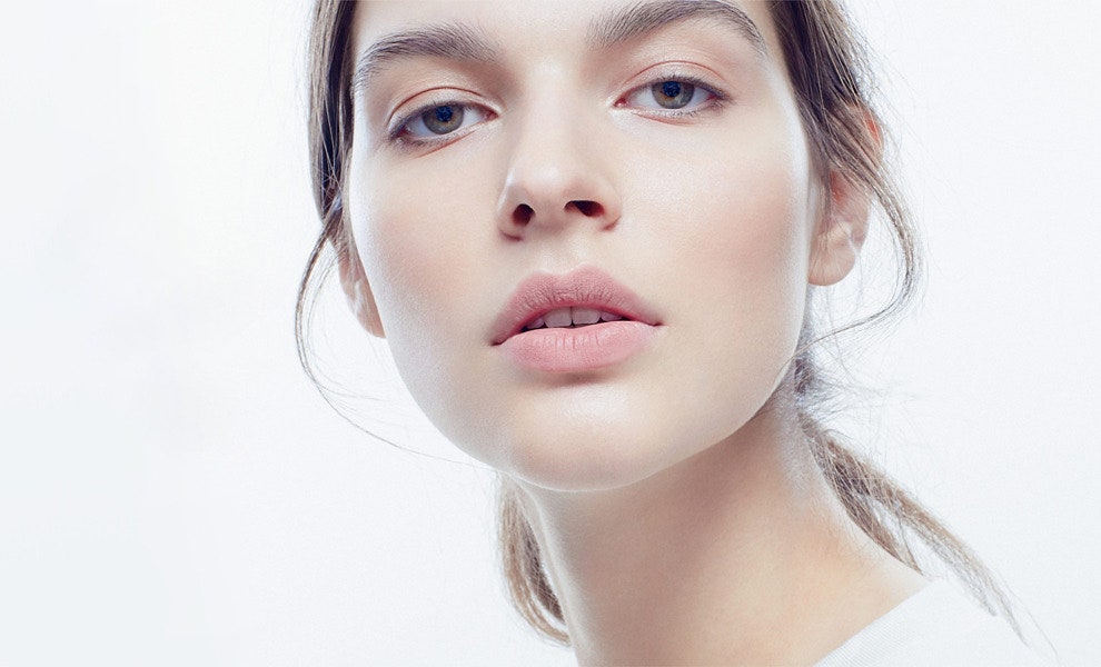 Модный натуральный макияж фото с лучшими образами от browbeauty bar | Vogue