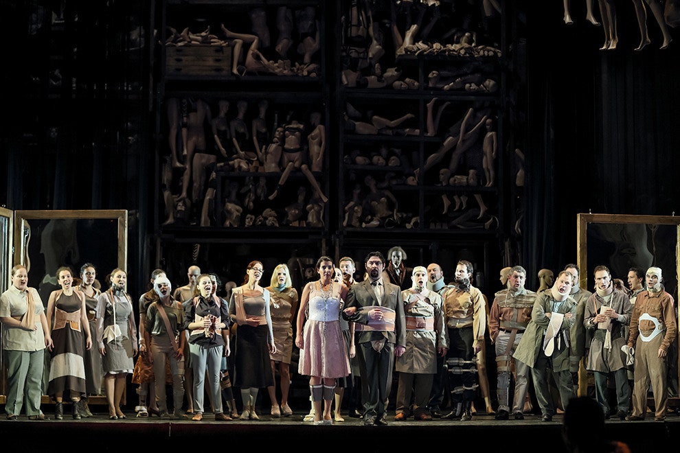 «Золотая маска» — шанс увидеть спектакли новых трендсеттеров оперы и балета