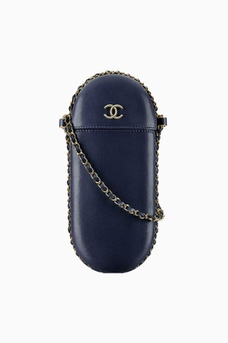 Очешник Chanel цена по запросу магазины Chanel.
